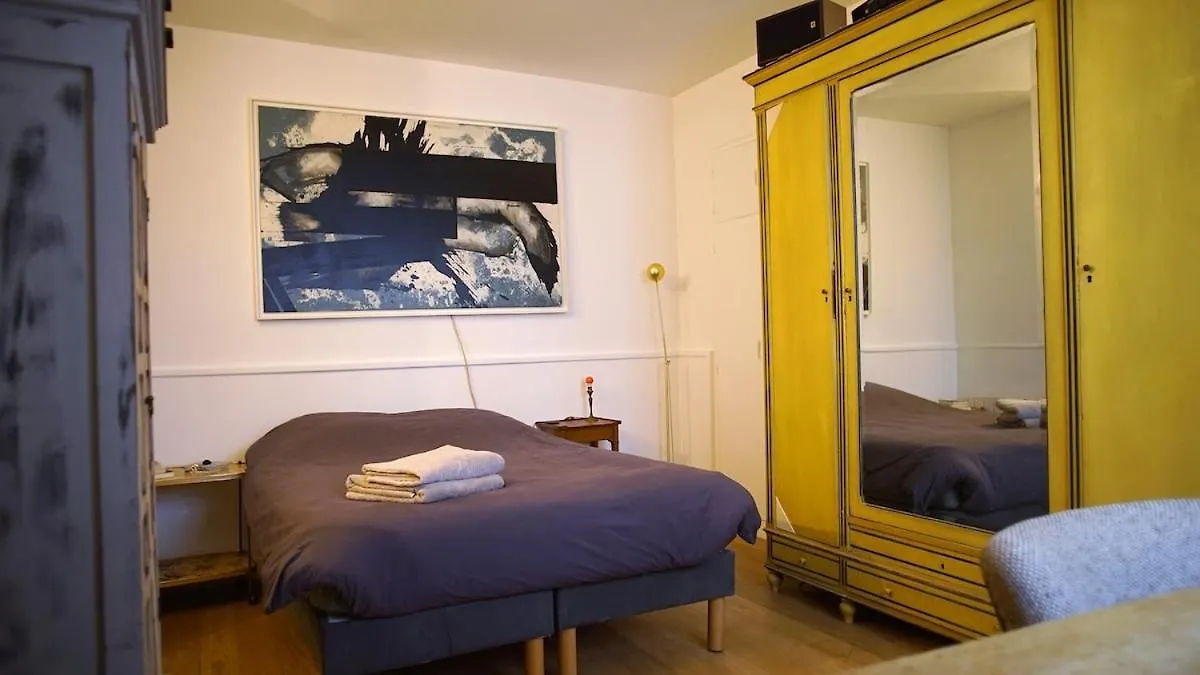 Peaceful Studio In A Impasse In Charonne Paris